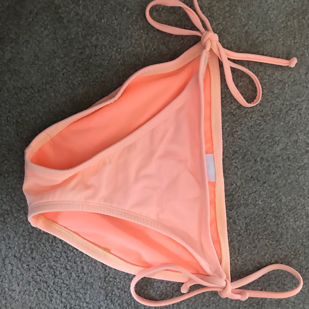 Swim suit bottoms